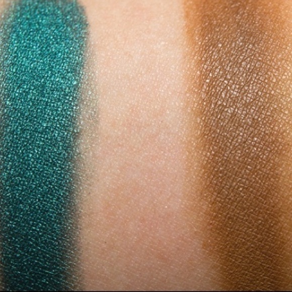 Mac Cosmetics Double Feature 4 Eyeshadow Duo - Picture 2 of 2